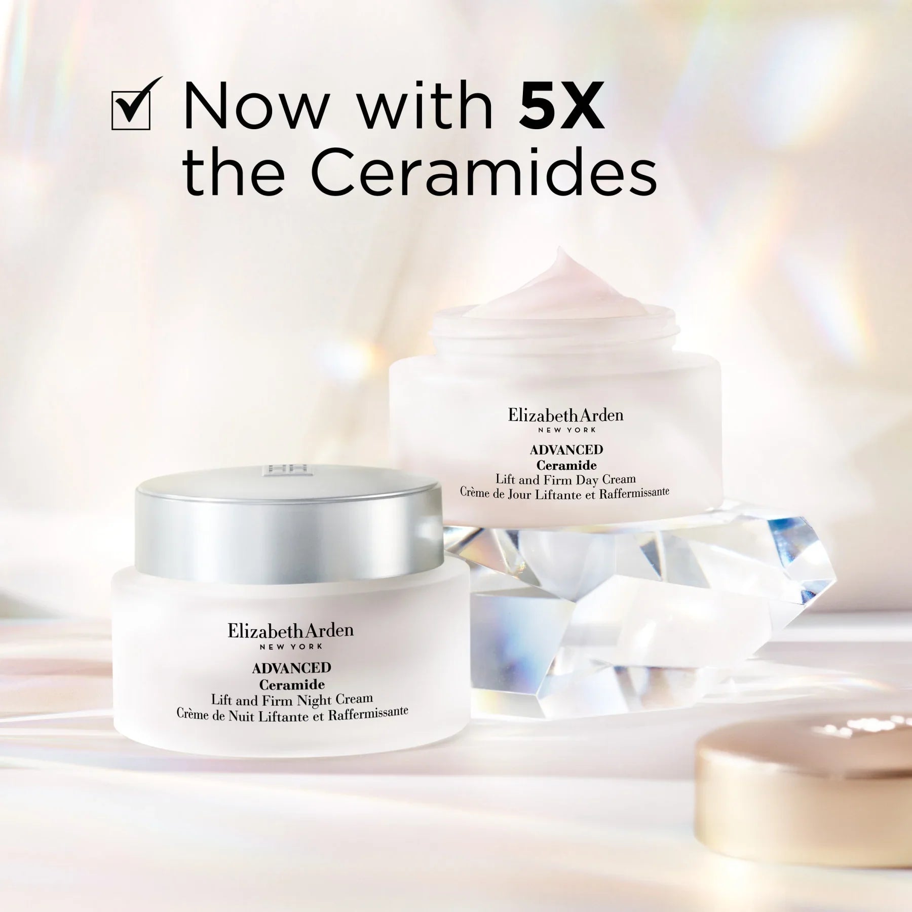 קרם Elizabeth Arden Advanced Ceramide ליפטינג ומיצוק על רקע בהיר, מוצרי טיפוח מבית CHOZEN