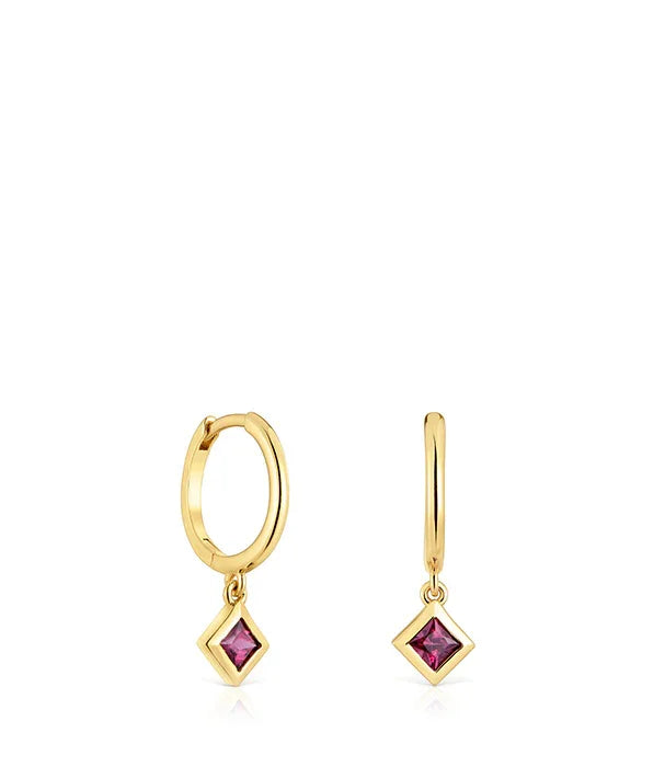 עגילי חישוק זהב עם תליון יהלום ורוד מבית CHOZEN, תכשיטי יוקרה מעוצבים