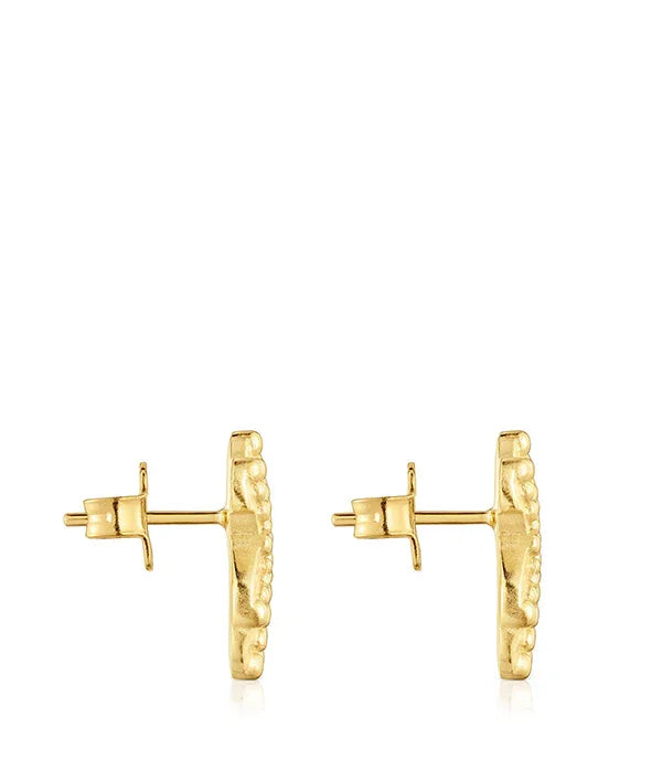 עגילי זהב בעיצוב מרקם ייחודי, תכשיטים יוקרתיים מבית CHOZEN, קבוצת אלפא