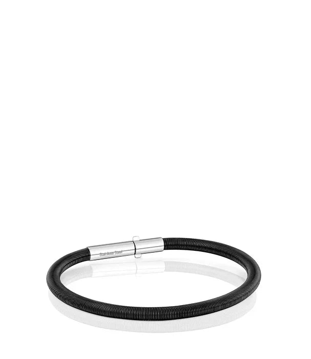 צמיד שחור עם סוגר כסף מבית CHOZEN, עיצוב אלגנטי על רקע לבן