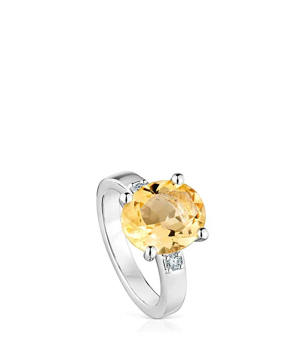טבעת כסף עם אבן צהובה גדולה ועיטורי יהלומים, תכשיט יוקרה מבית CHOZEN