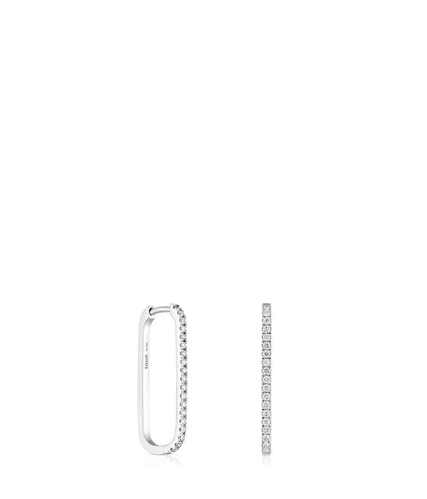 עגילי חישוק כסף מעוצבים בשיבוץ אבנים נוצצות מבית CHOZEN