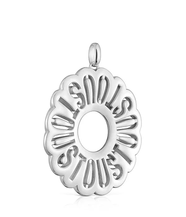 תליון מעגלי כסף בעיצוב פרח עם הכיתוב TOUS, תכשיטי מותג יוקרתיים ב-CHOZEN