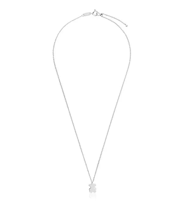 שרשרת כסף עם תליון דובי, תכשיט יוקרתי מבית CHOZEN, על רקע לבן