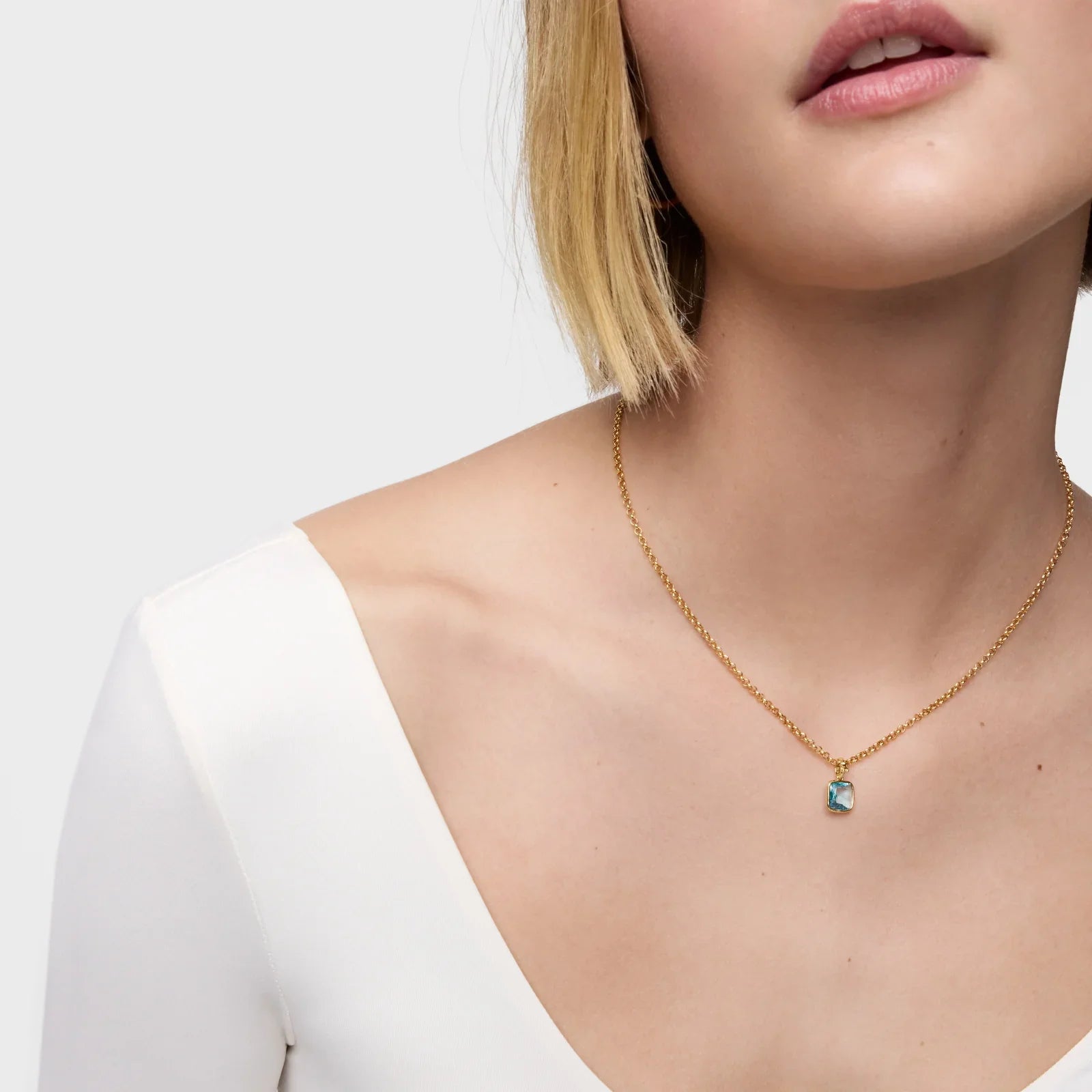 שרשרת זהב עם תליון אבן כחולה אופנתי לאישה, מבית CHOZEN קבוצת אלפא