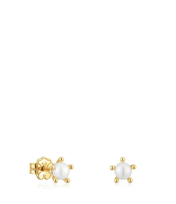 עגילי זהב צהוב עם פנינה קטנה, תכשיטים יוקרתיים מבית CHOZEN