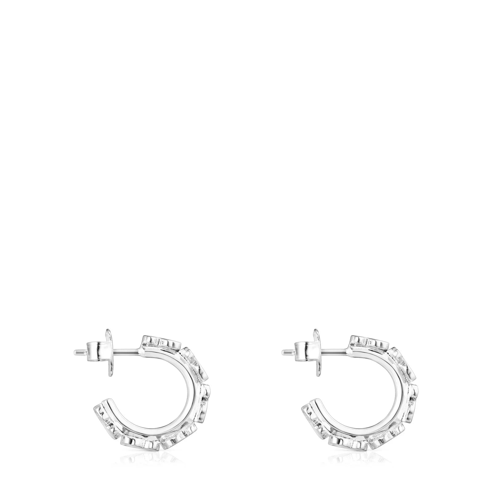 עגילי חישוק כסף בעיצוב מודרני עם אבנים מבריקות, מבית CHOZEN, תכשיטים יוקרתיים