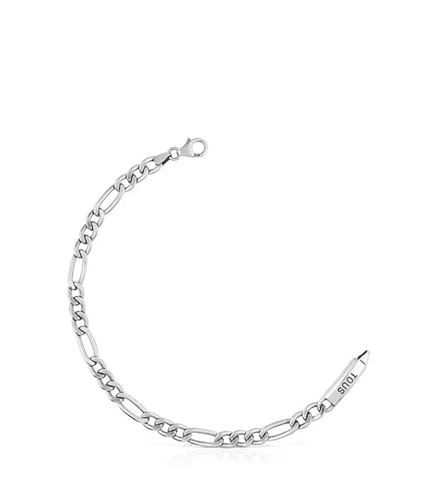 צמיד כסף לגבר בעיצוב מודרני על רקע לבן, מותג TOUS, נמכר באתר CHOZEN