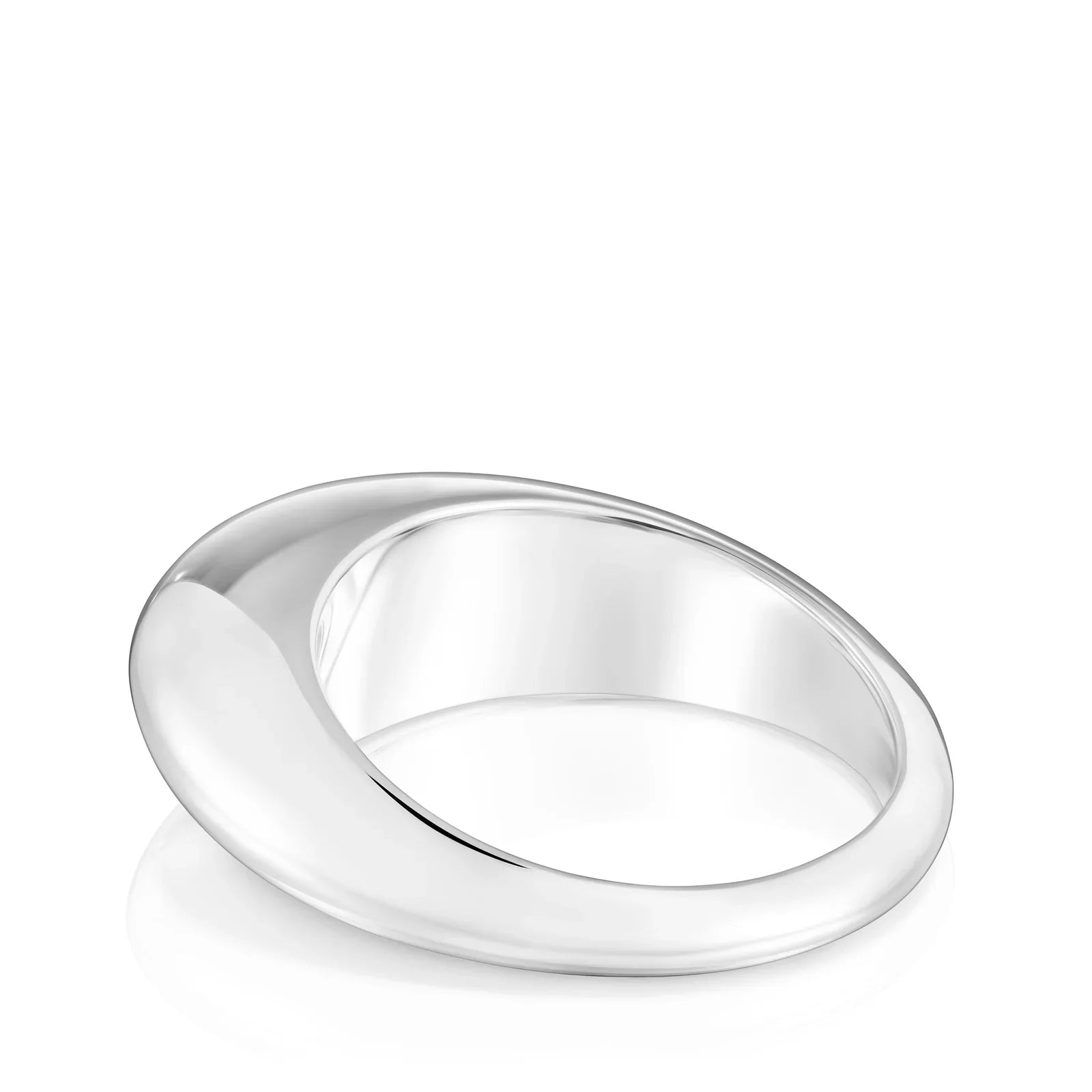 טבעת כסף מודרנית חלקה בעיצוב ייחודי, ממותגי תכשיטים ב-CHOZEN קבוצת אלפא