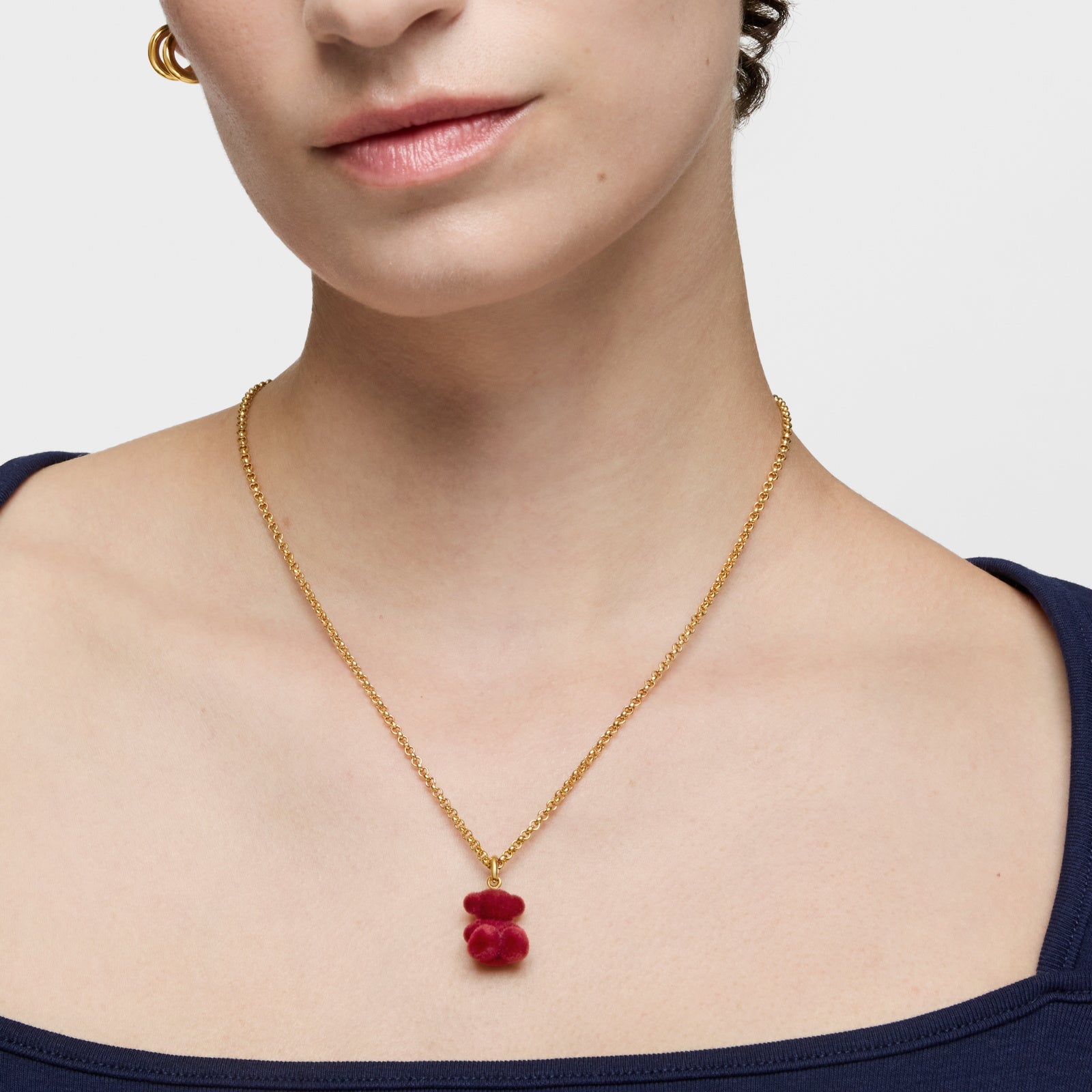 טואוס תליון דובי קטיפה בורדו Bold Bear מכסף ועליו זהב 18 קראט