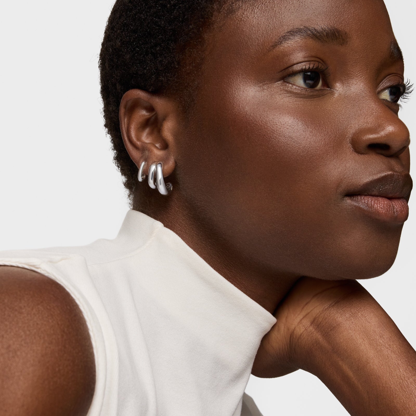 טואוס עגילי חישוק כפולים LINE מכסף