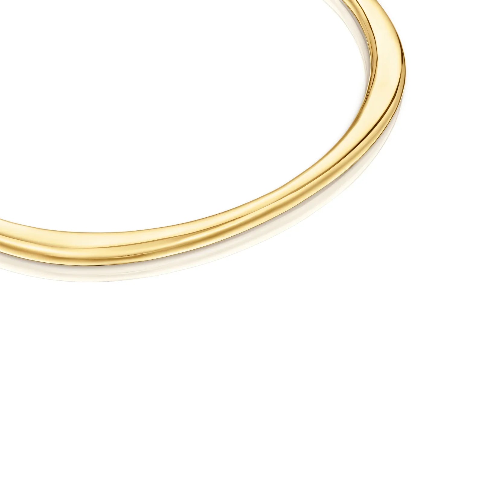 שרשרת זהב קלאסית, תכשיט יוקרתי מבית CHOZEN, רקע לבן, מותג אופנה מוביל