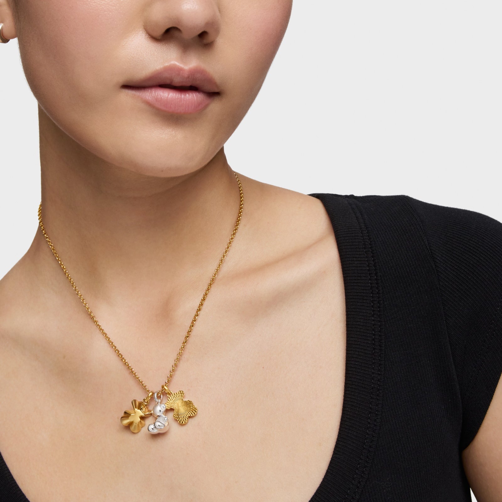 טואוס תליון במוטיב דובי בטקסטורה Sweet 40s מכסף ועליו זהב 18 קראט