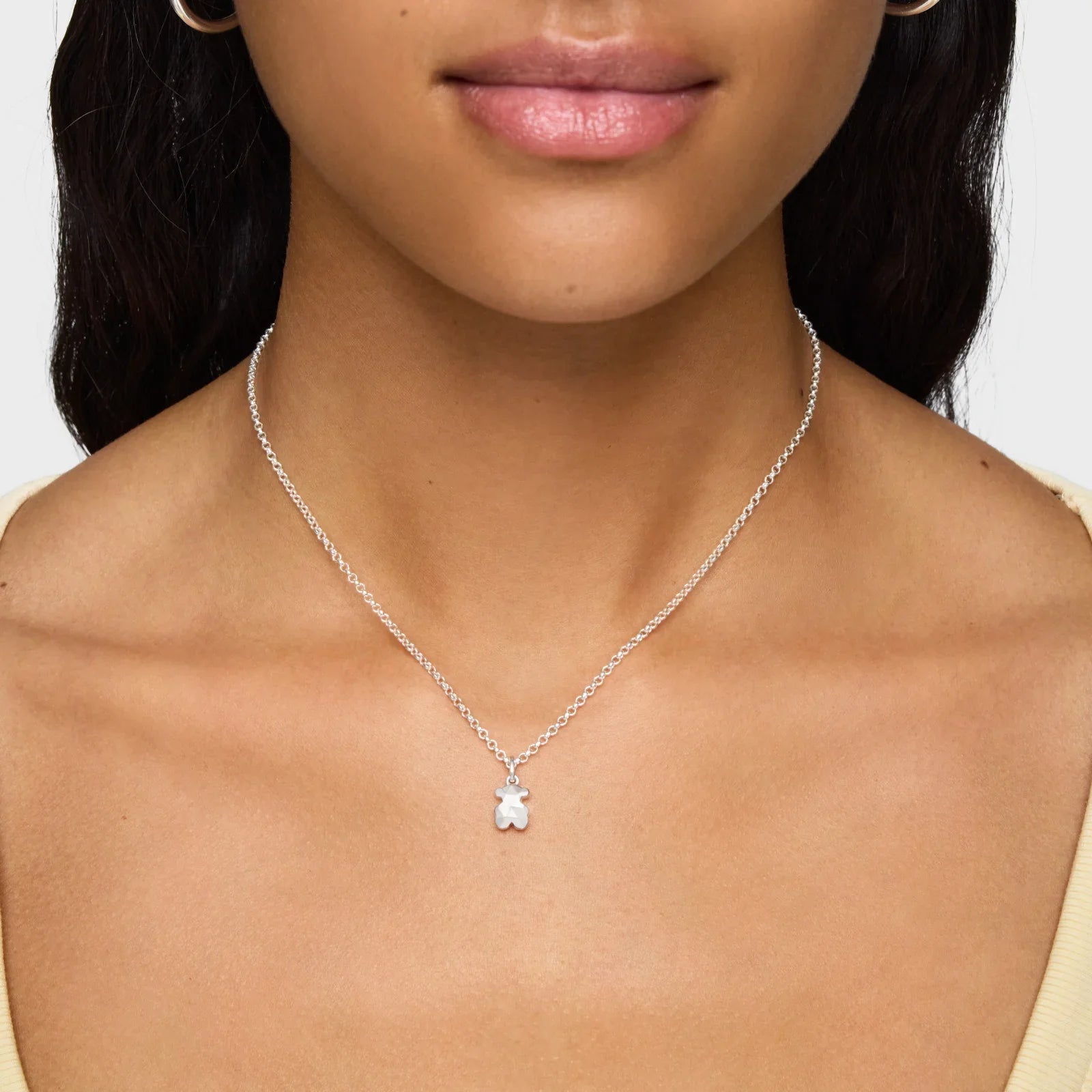 שרשרת כסף עדינה עם תליון דובי כסף, תכשיט אופנתי לנשים מבית CHOZEN