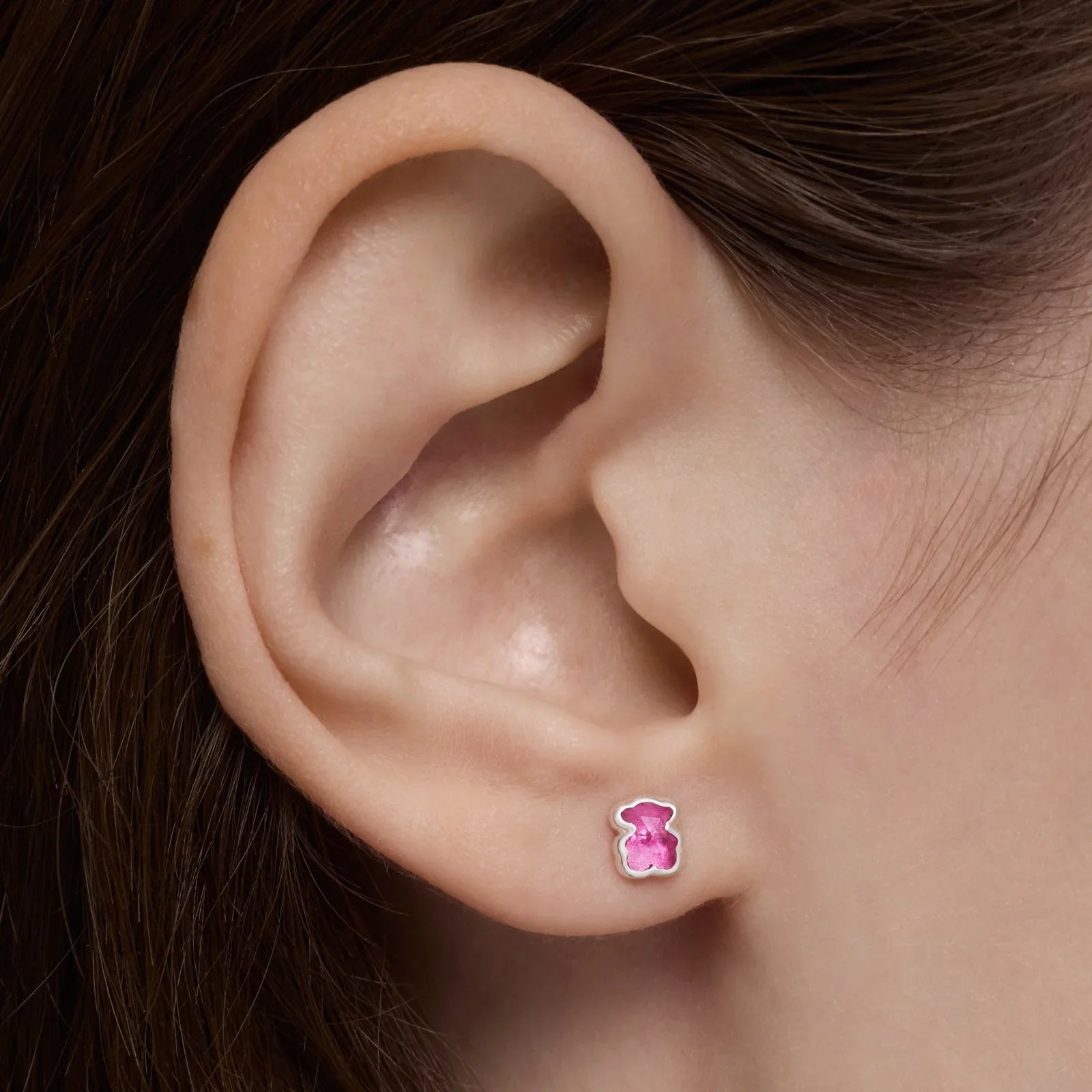 עגיל דובי ורוד על תנוך אוזן, עגילי אופנה CHOZEN, תכשיטים מבית קבוצת אלפא