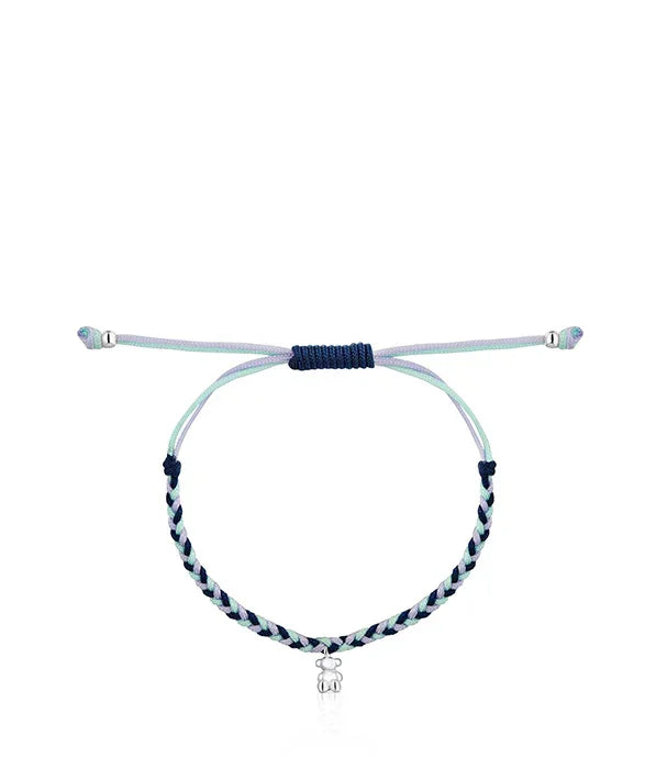 צמיד קלוע בצבעי כחול ולבן עם תליון קטן, CHOZEN, קולקציית מותגי אופנה