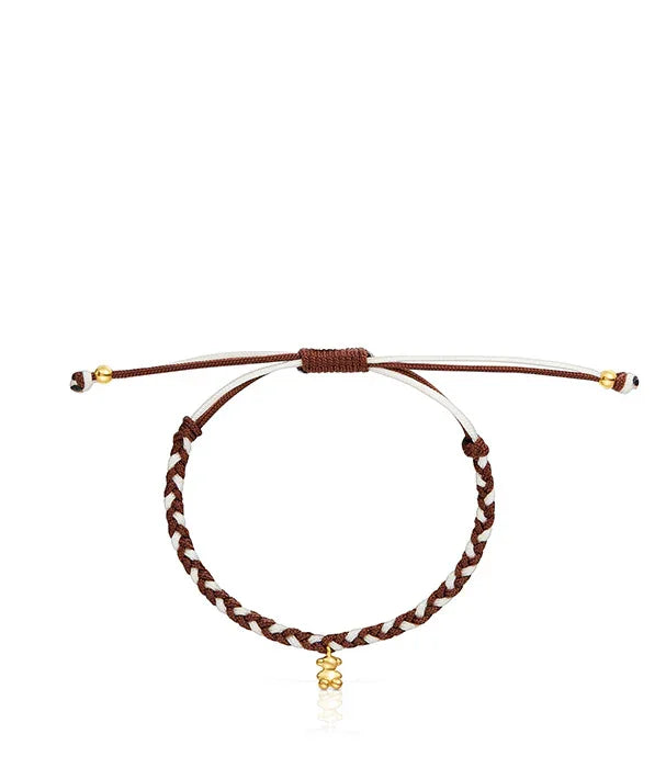 צמיד חוט קלוע חום עם תליון זהב עדין מבית המותגים המובילים ב-CHOZEN