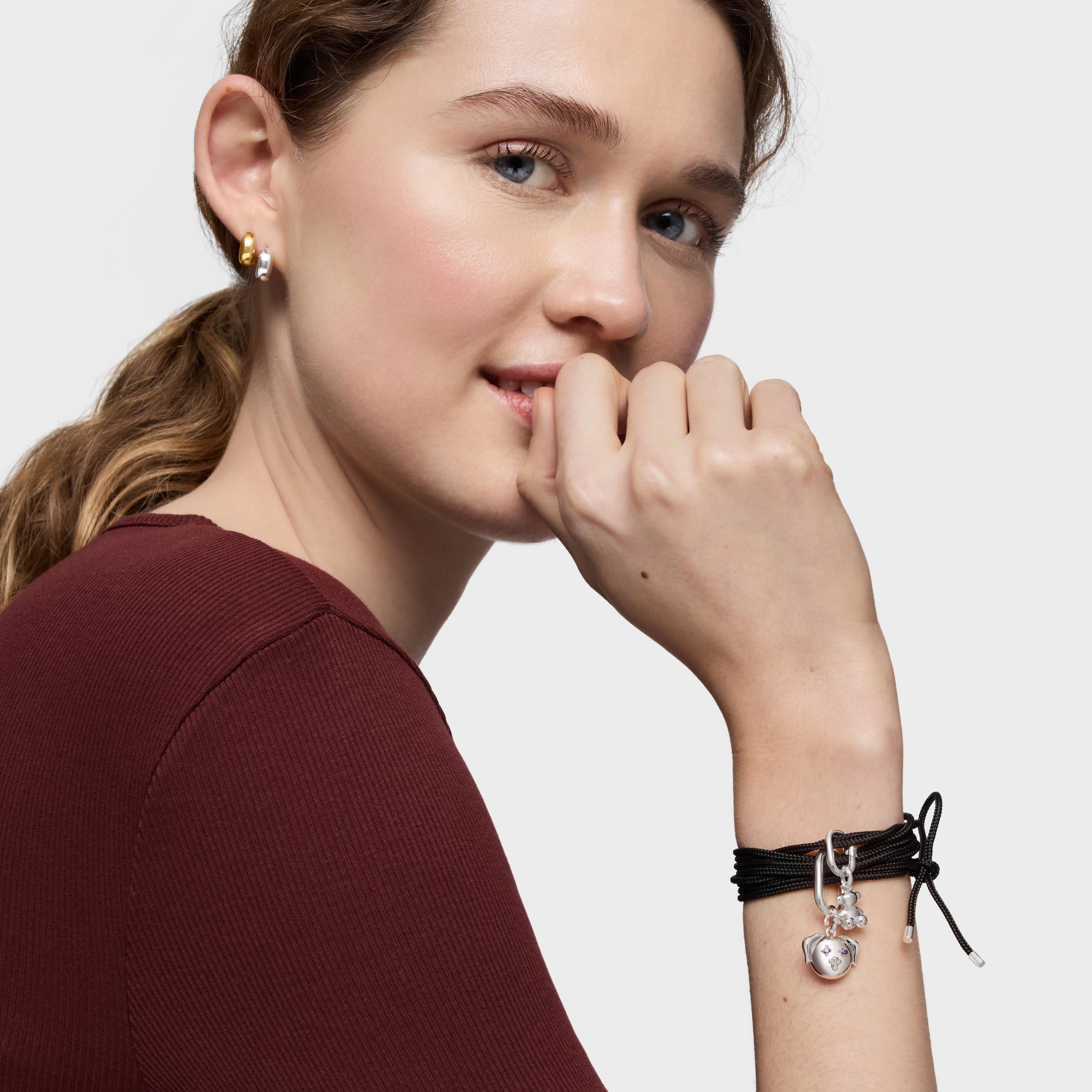 טואוס שרשרת חוט ארוכה בצבע שחור Basics מכסף