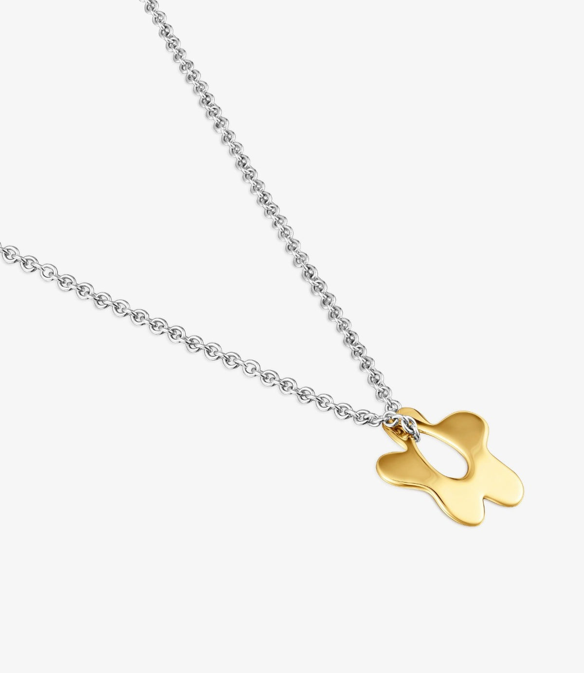 תקריב על תליון הפרח בציפוי זהב של שרשרת טואוס Flower - CHOZEN