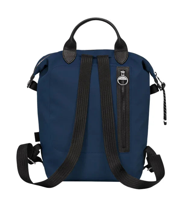 תיק גב כחול עם רצועות שחורות, עיצוב מודרני CHOZEN, נמכר על ידי קבוצת אלפא