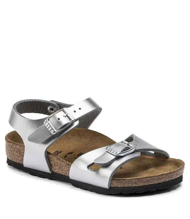 סנדל כסף עם רצועות אבזם ומדרך שעם, אופנה CHOZEN לנשים מותגים מובילים