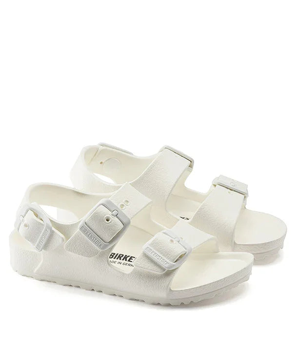 סנדלי בירקנשטוק לבנים עם שלושה סוגרים דגם קלאסי, מותג מוביל ב-CHOZEN