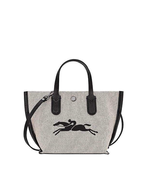 תיק יד אופנתי בצבע בז' עם ידיות עור שחורות ועיצוב לוגו סוס, קולקציית מותגים ב-CHOZEN