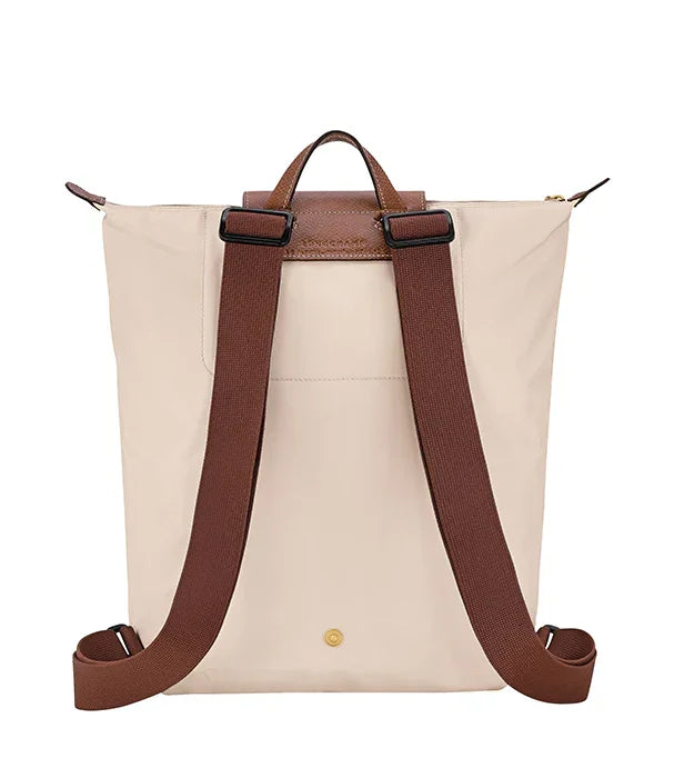 תיק גב אופנתי בצבע בז' עם רצועות חומות מבית CHOZEN, ייבוא קבוצת אלפא