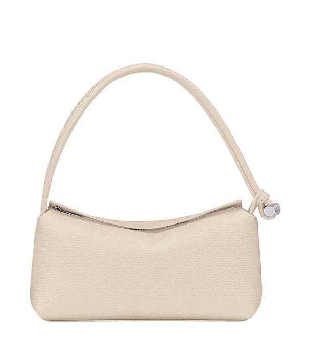 תיק כתף אופנתי בצבע בז' קלאסי מבית CHOZEN, עשוי עור, עיצוב מינימליסטי ויוקרתי