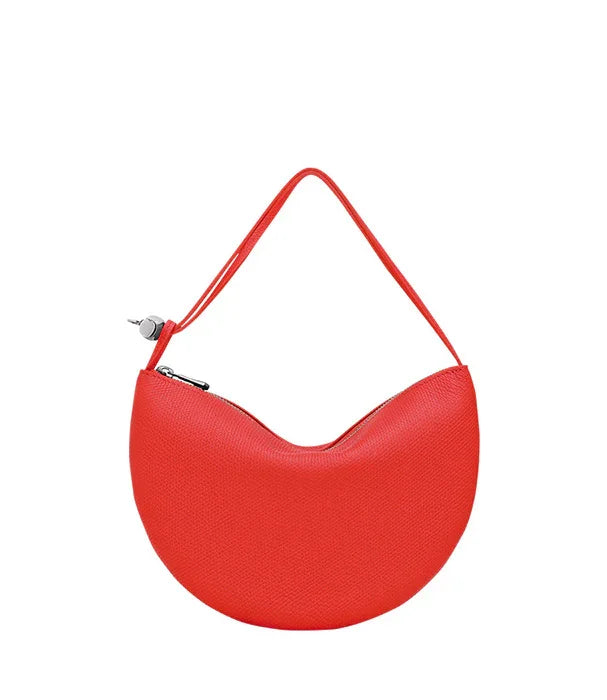 תיק יד מעוצב בצבע אדום, צורת חצי ירח, מבית מותגי היוקרה CHOZEN אלפא