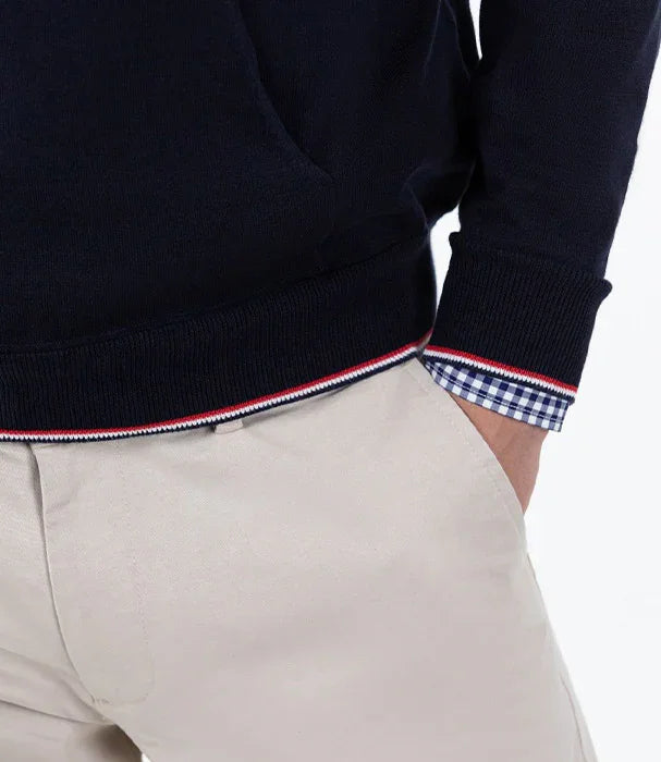 אופנת גברים יוקרתית CHOZEN: סוודר כחול כהה, מכנס בז', חולצה משובצת מבית קבוצת אלפא