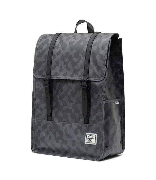 תיק גב הרשל שחור אפור דגם קמופלאז', מבית המותגים המובילים CHOZEN