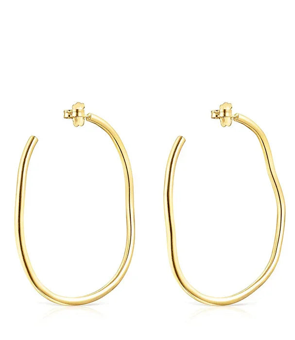 עגילי חישוק זהב בעיצוב מודרני, תכשיטים מעוצבים CHOZEN, מבית קבוצת אלפא