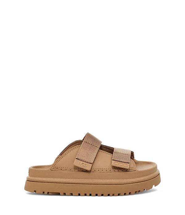 סנדל ילדים חום עם רצועות ולוגו UGG, עיצוב טרנדי בחנות הנעליים CHOZEN