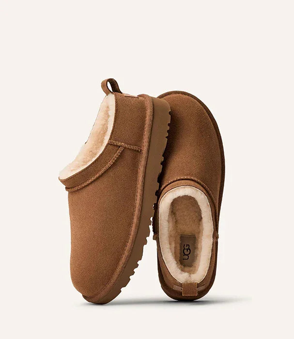 נעלי בית חומות מבית UGG עם פרווה פנימית, נעליים חמות איכותיות באתר CHOZEN