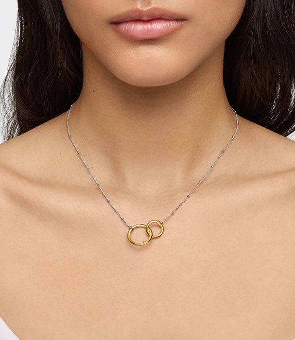 טואוס שרשרת Hold קצרה מפלדה עם טבעת זהב