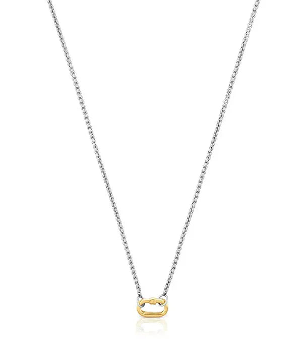 שרשרת כסף עם תליון זהב קטן, תכשיט יוקרה מבית CHOZEN, רקע לבן