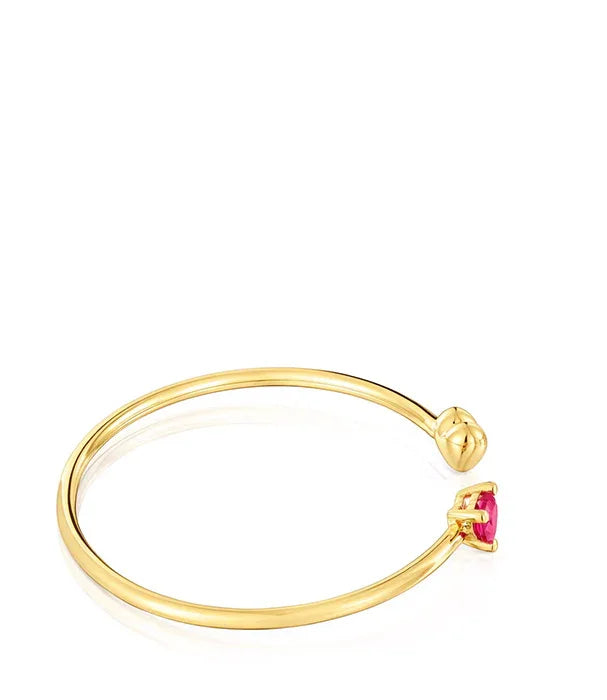 צמיד זהב פתוח לנשים עם אבן אדומה, תכשיט יוקרתי מבית CHOZEN, עיצוב אלגנטי