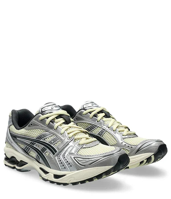 נעלי סניקרס ספורט אפור ולבן, דגם CHOZEN, ייבוא קבוצת אלפא