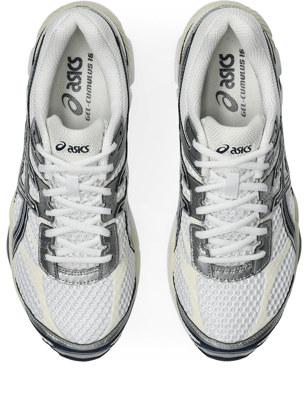 נעלי ריצה אסיקס GEL-CUMULUS 16 בצבע לבן ואפור עם רשת אוורירית ושרוכים לבנים