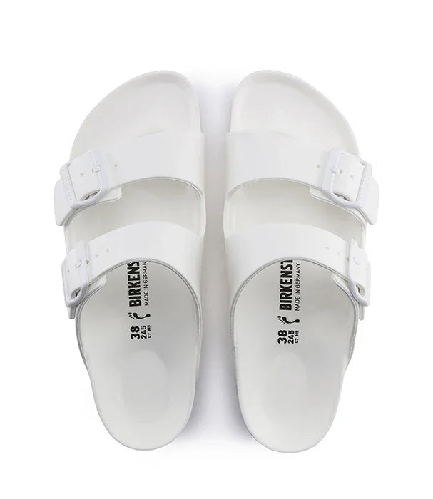 סנדלי ביירקנשטוק לבנים, שני רצועות עם אבזם, מידה 38, עיצוב קלאסי לנשים ולגברים