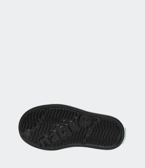 סוליה שחורה של נעל Native עם לוגו מובלט, נעלי מותגים CHOZEN קבוצת אלפא