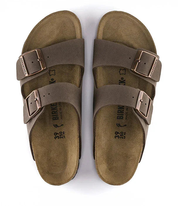 סנדלי בירקנשטוק חומים עם שתי רצועות עור ואבזמים, נעלי נוחות לגברים ונשים, CHOZEN