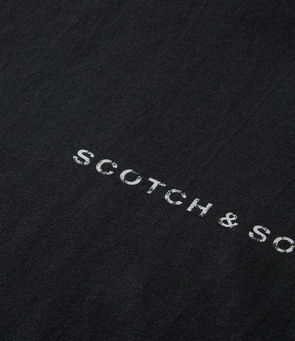 חולצת טי שחורה עם לוגו Scotch & Soda, אופנת מותגים, CHOZEN