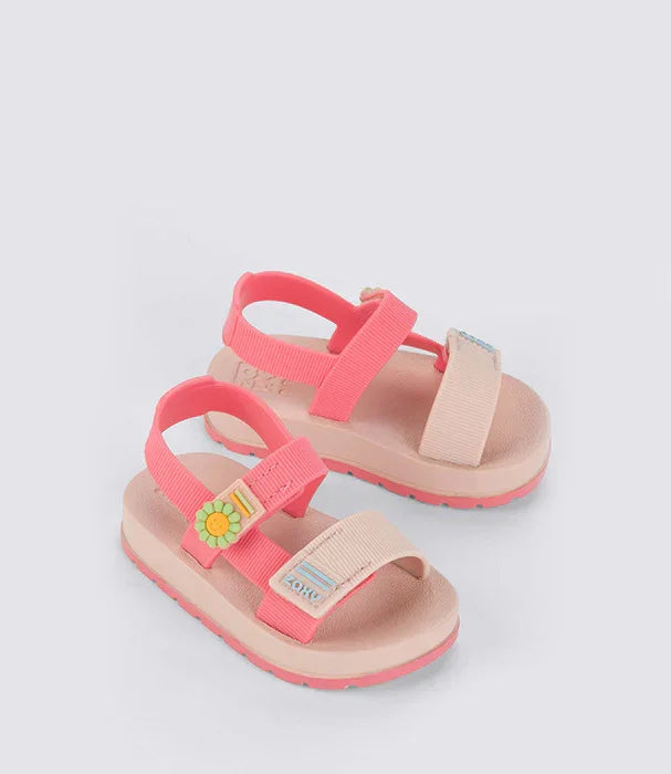 סנדלי ילדות ורודים ובז', עיצוב פרחוני, קולקציית CHOZEN מותגים מובילים