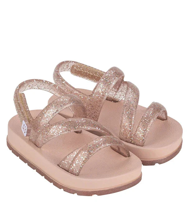 סנדלים לילדות בצבע ורוד מנצנץ עם רצועות גמישות, אופנה קיץ CHOZEN