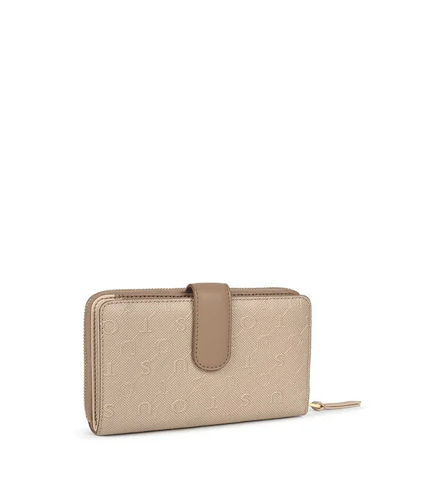 ארנק נשים בצבע בז' בהיר עם סגירה מגנטית, עיצוב יוקרתי מבית CHOZEN, מיובא על ידי קבוצת אלפא
