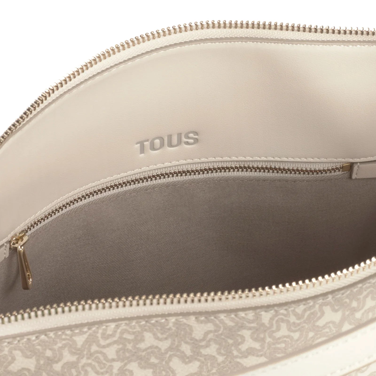 פנים תיק יד TOUS עם רוכסן ולוגו, עיצוב יוקרתי מבית מותגים מובילים ב-CHOZEN