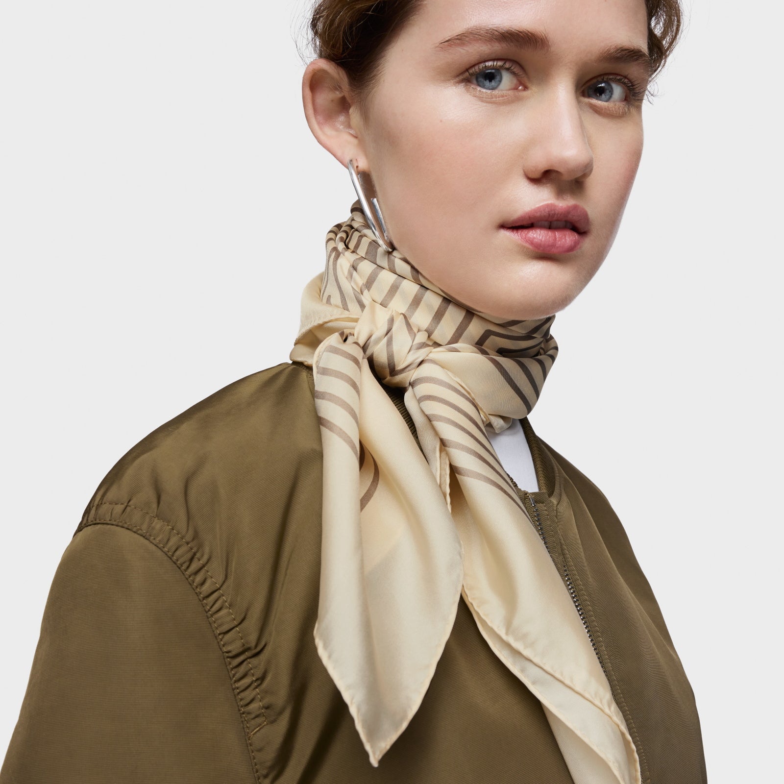 טואוס צעיף Maze בצבע בז'