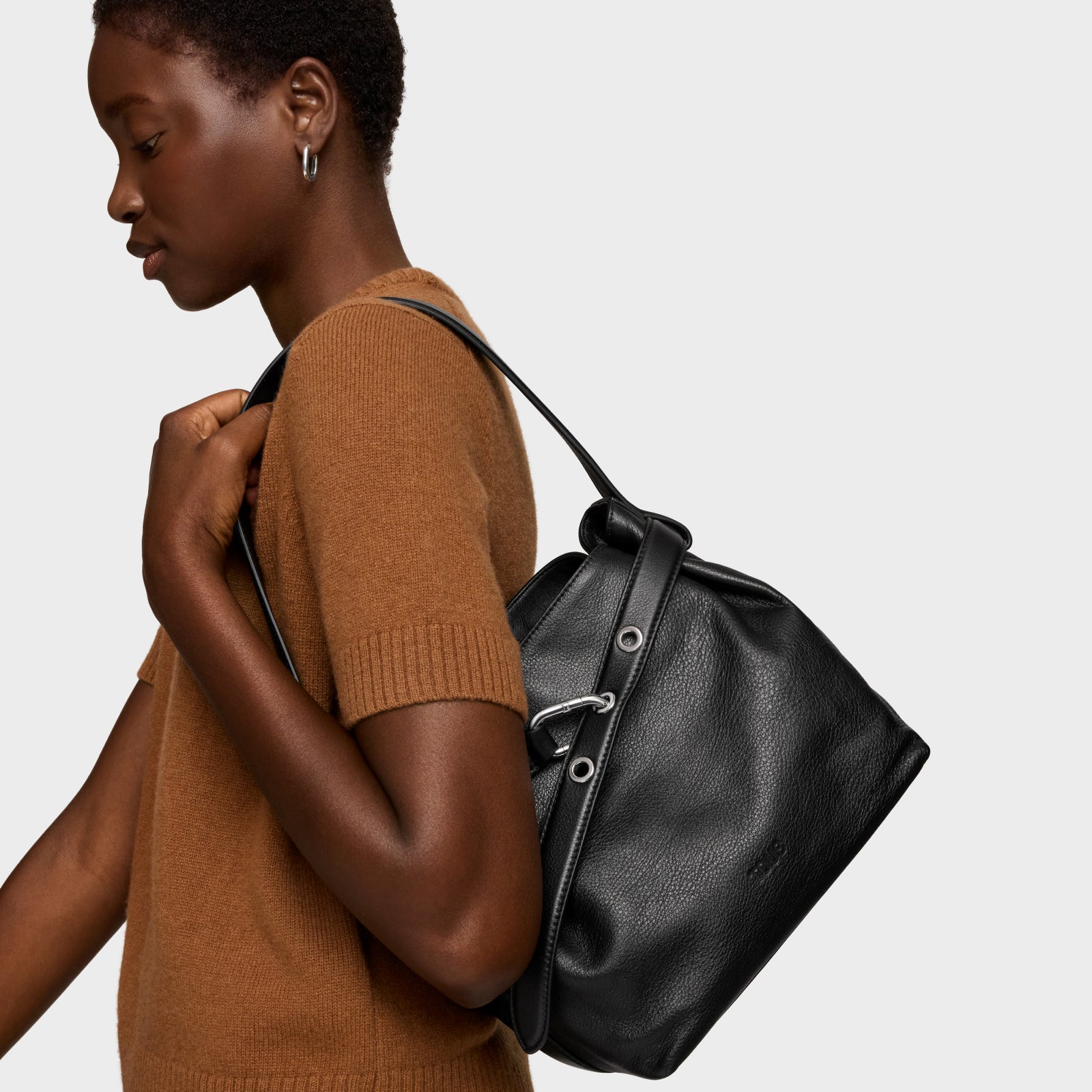 טואוס תיק צד שחור HOLD עשוי מעור